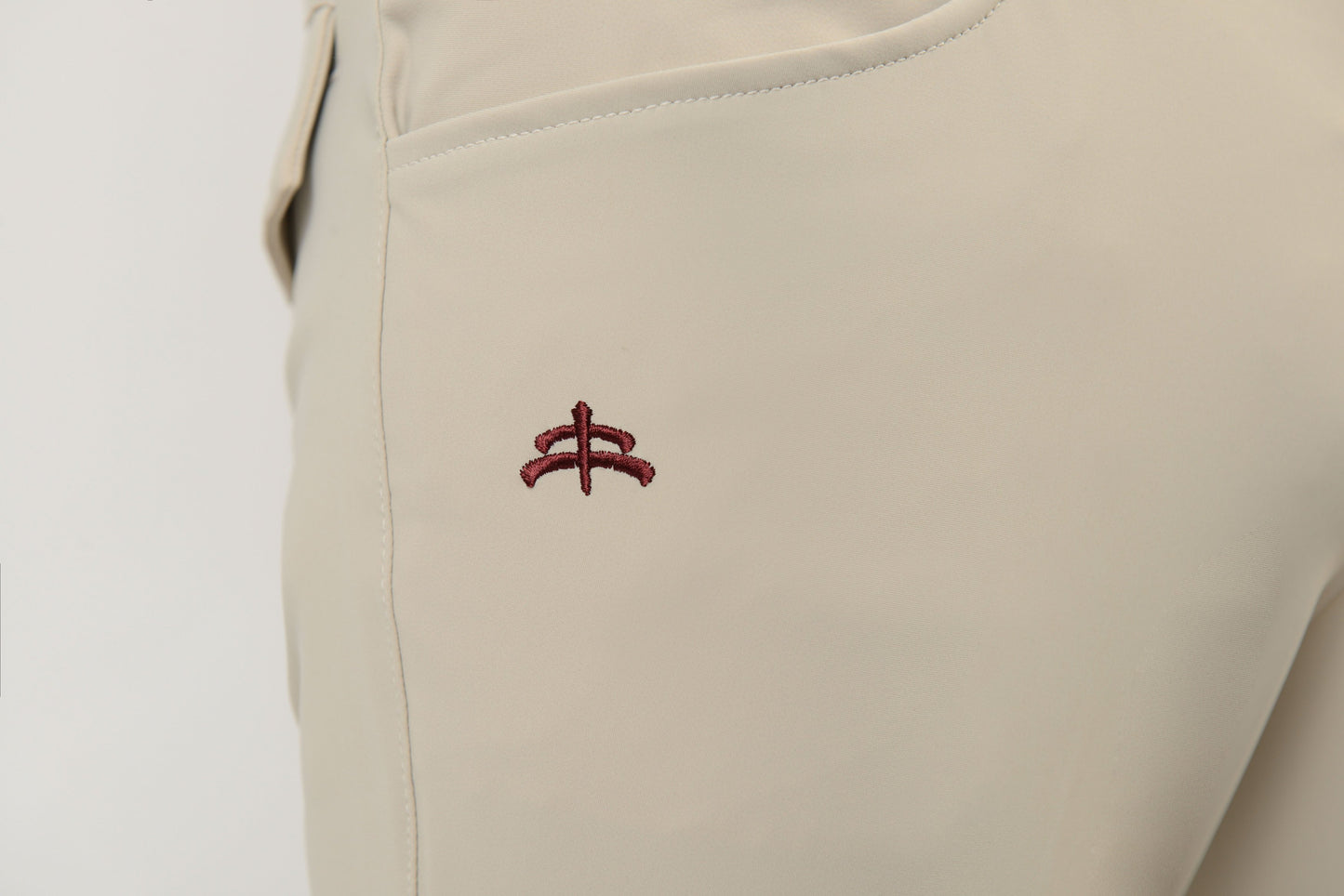 Men riding breeches | alcantara grip | model COSIMO | equestrian | riding breeches | clothing | Makebe | made in Italy | comfort of movement | grip | technical materials | beige |
